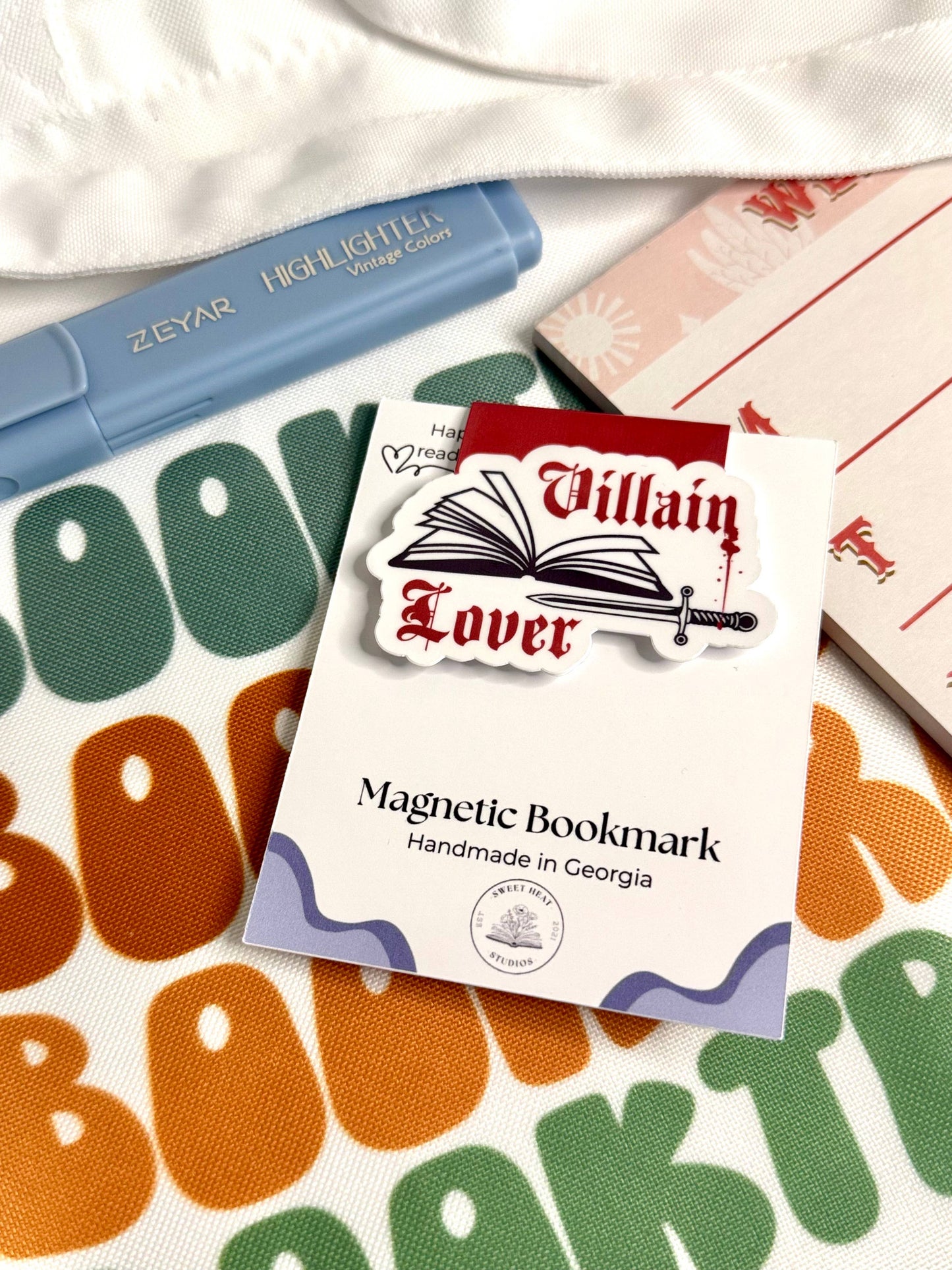 Magnetic Bookmark - Villain Lover