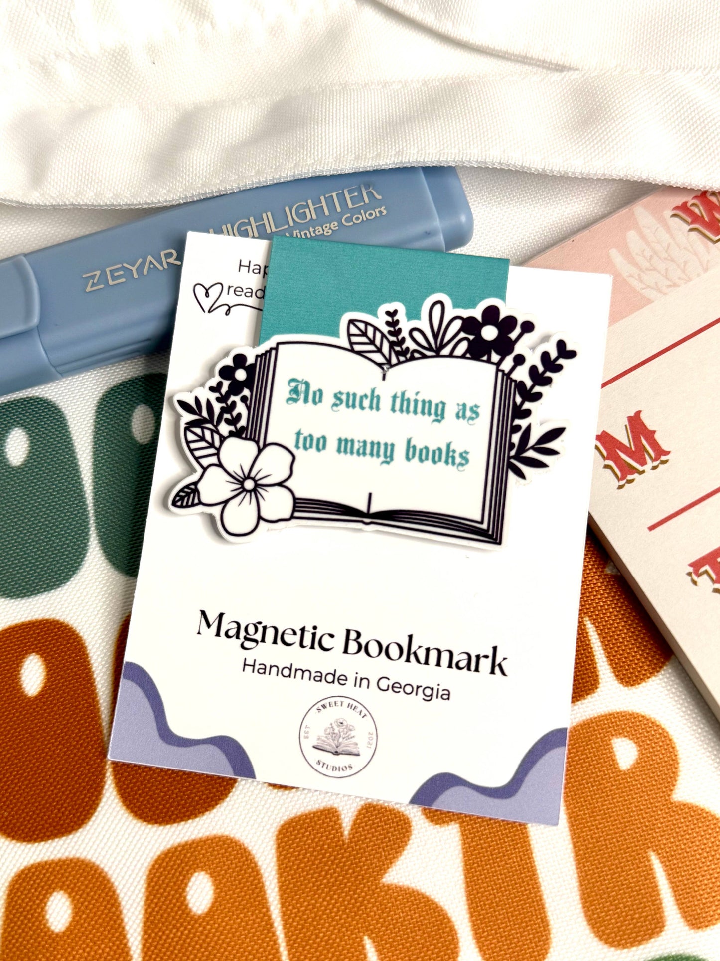 Bookmark Magnetic - No Such Thing As Too Many Books