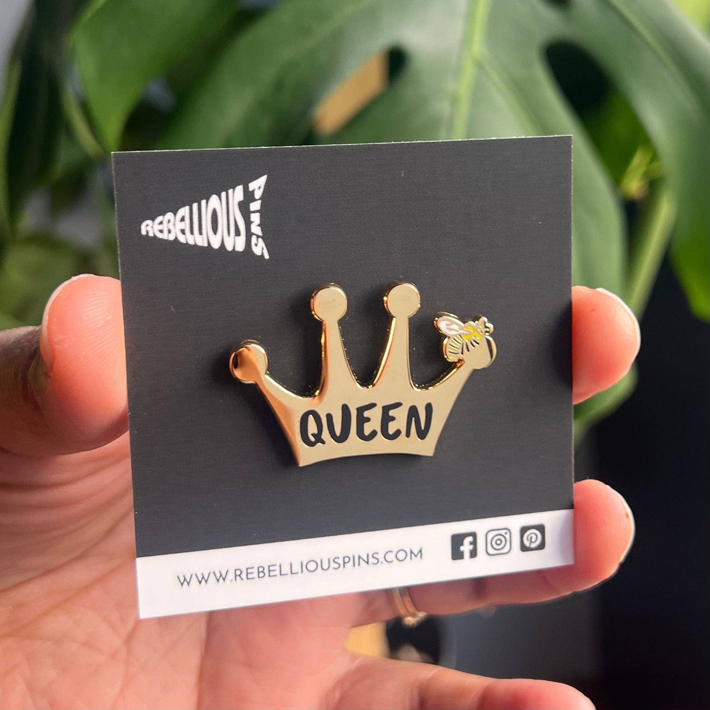Lapel Pin Queen Bee