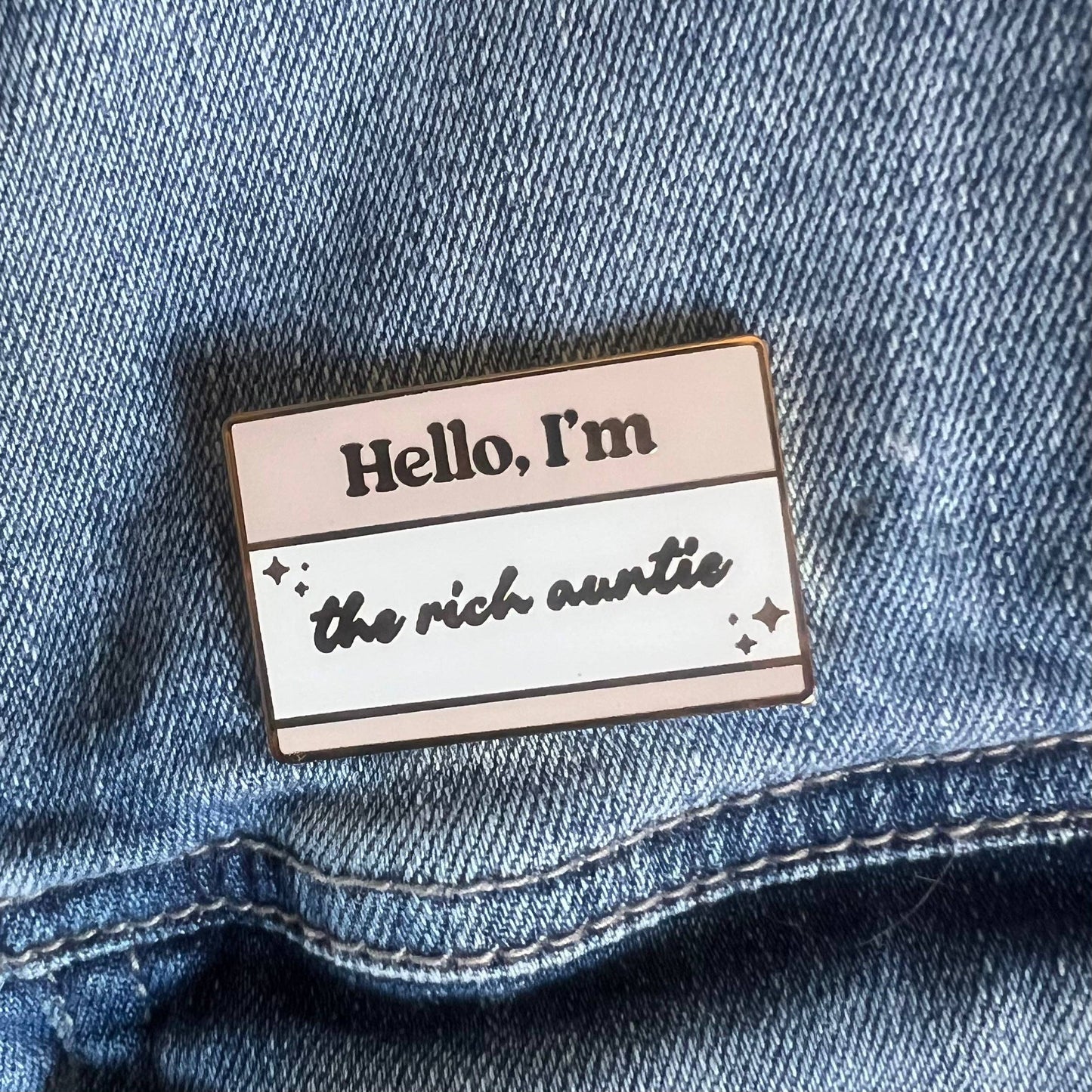 Lapel Pin The Rich Auntie